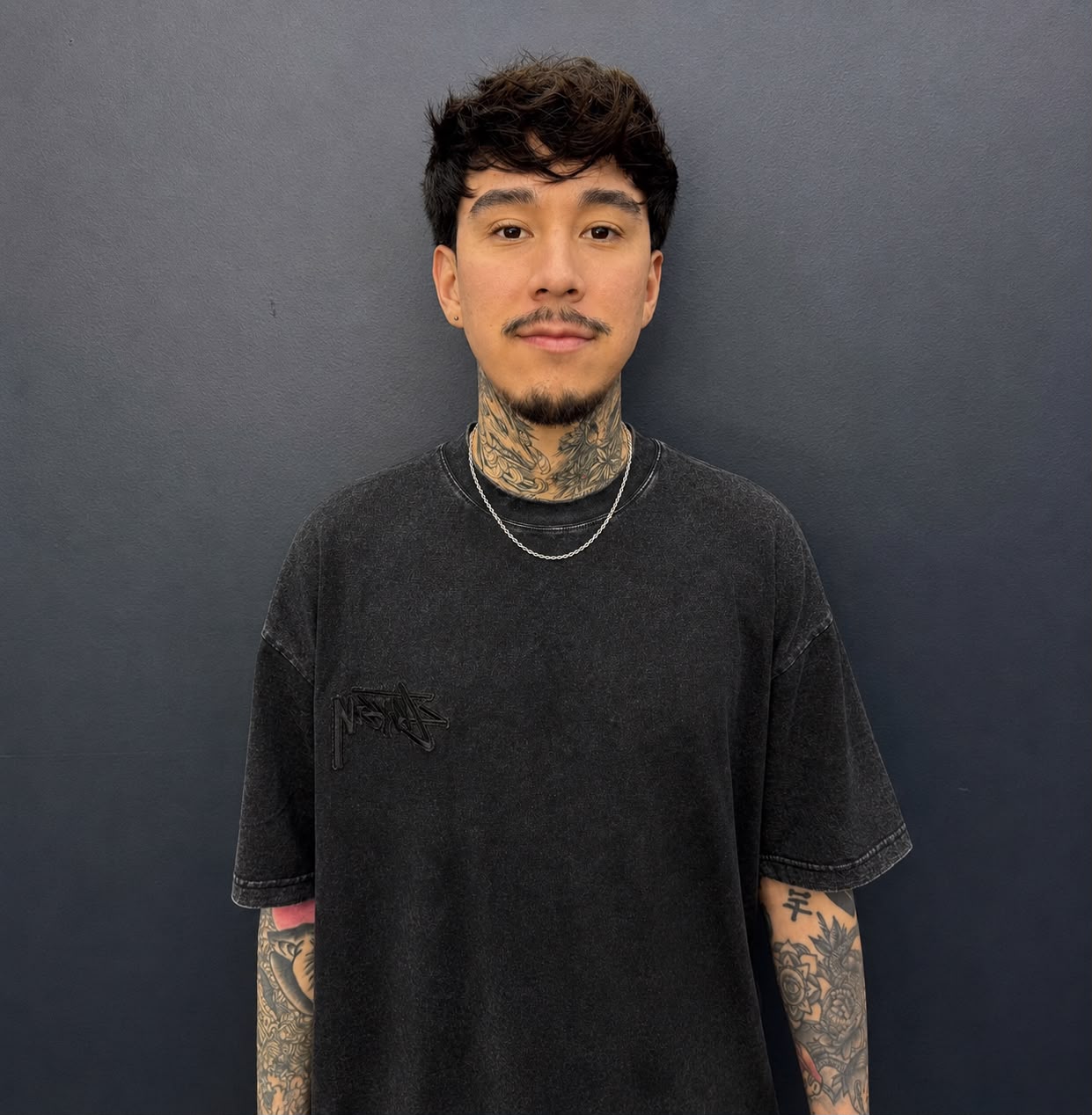 Malcolm, barbero de La Cuadra Barber Studio