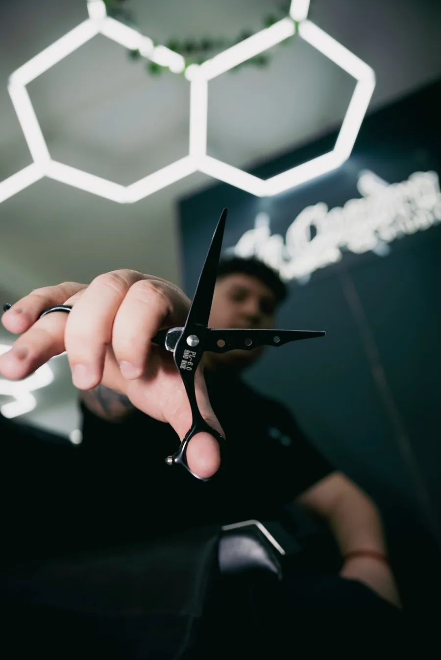 Servicio de corte en silla de barbería